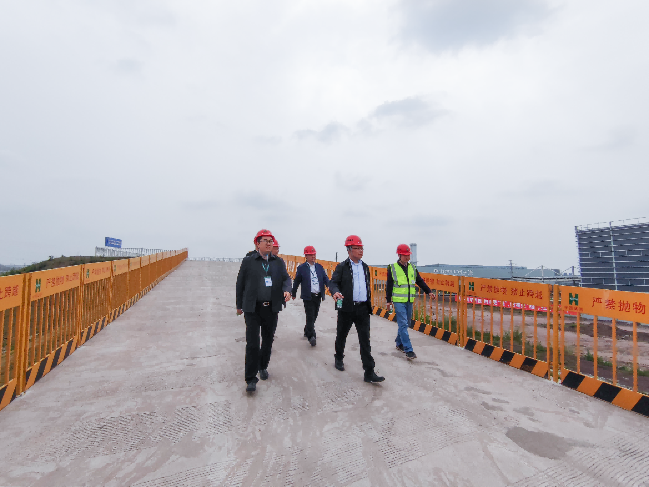 9914c8e976c20d25528ccd388a29f53e_(2) 9914c8e976c20d25528ccd388a29f53e_(2)